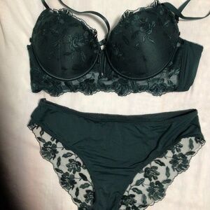Marilyn Monroe a36c Bra and L Panty Set